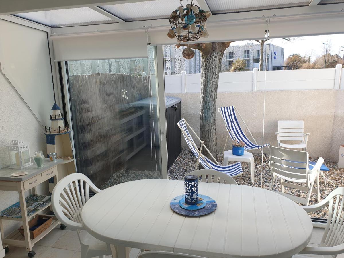 Les Amandines Villa Agde Eksteriør billede