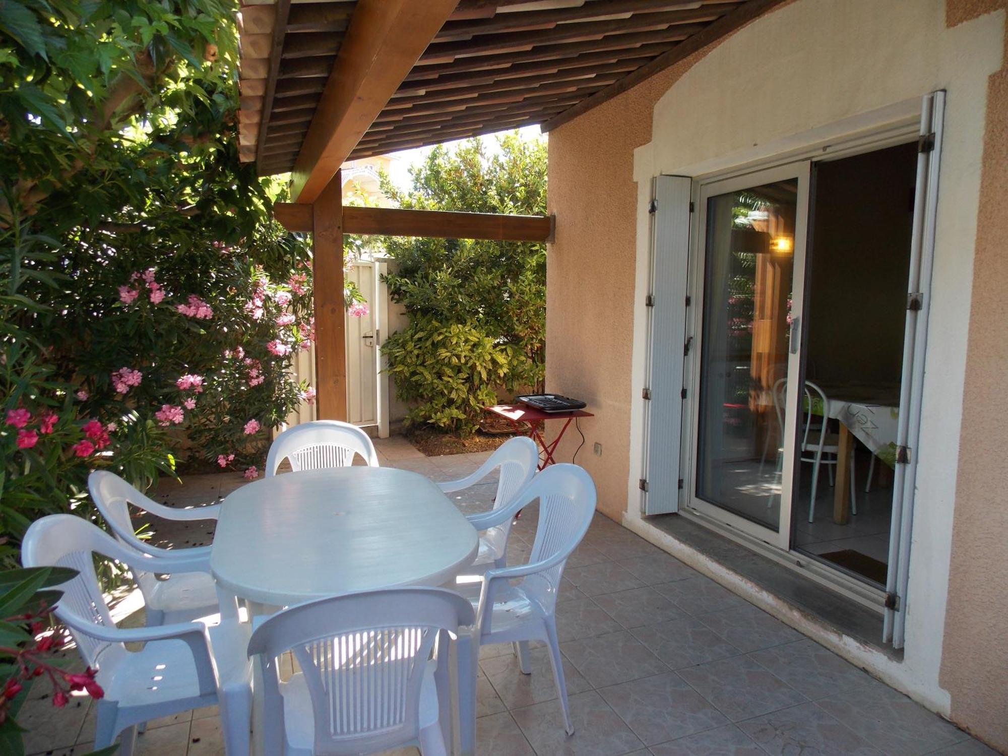 Les Amandines Villa Agde Eksteriør billede